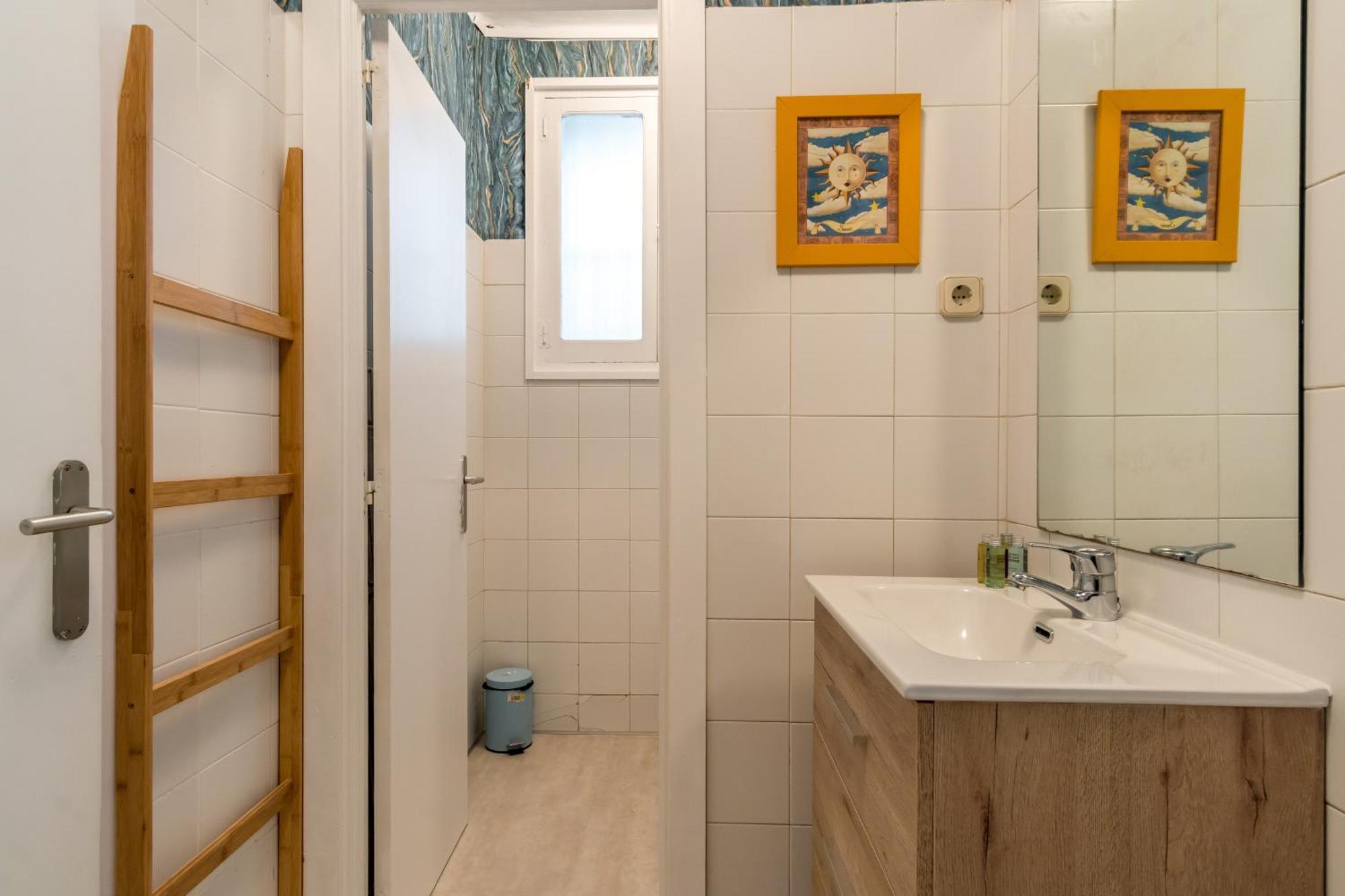 Apartment Cozy & Centric- 1bd 1bth- Salamanca *